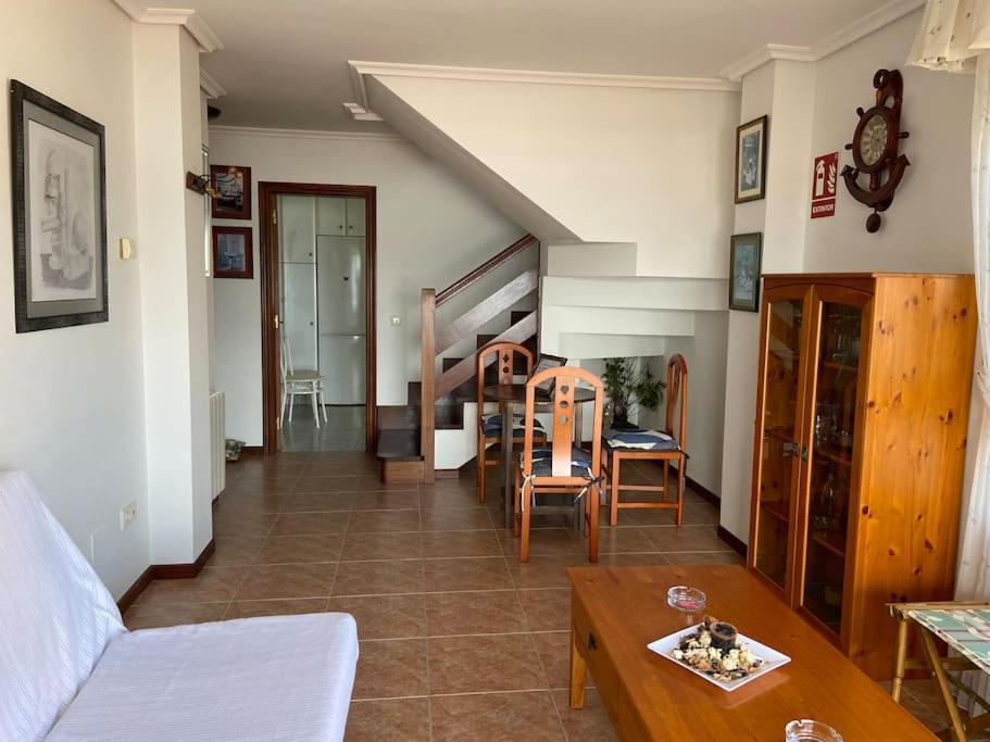 Apartamento El Pilar Con Vistas A La Bahia Y A Los Picos San Vicente De La Barquera Ngoại thất bức ảnh
